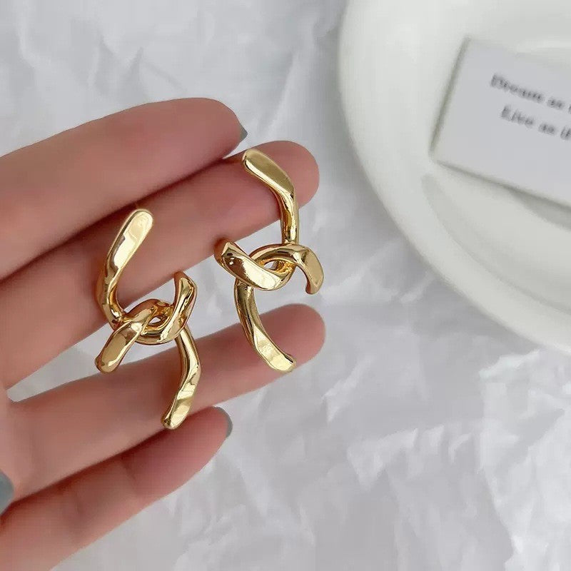 Linea Geometric Metal Earrings