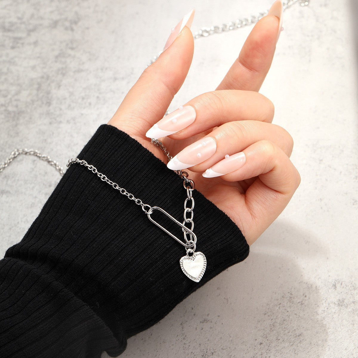 Retro Luxury Butterfly Pearl Pendant Necklace