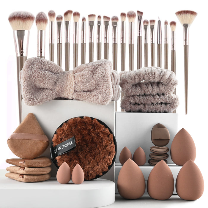 A complete set of 46 brushes