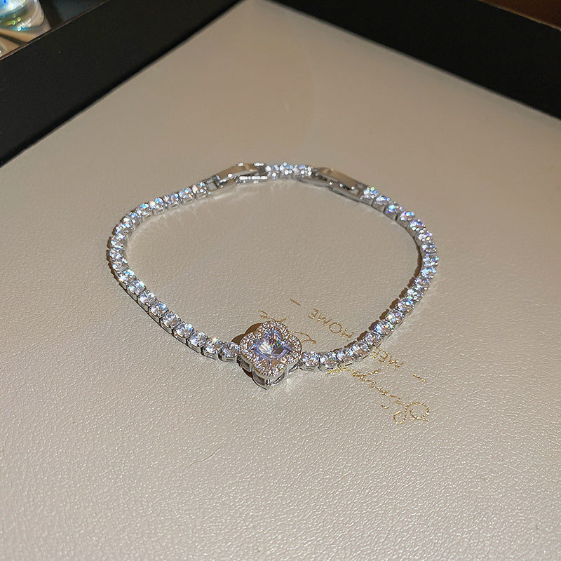 French Style Pink Zircon Flower Bracelet