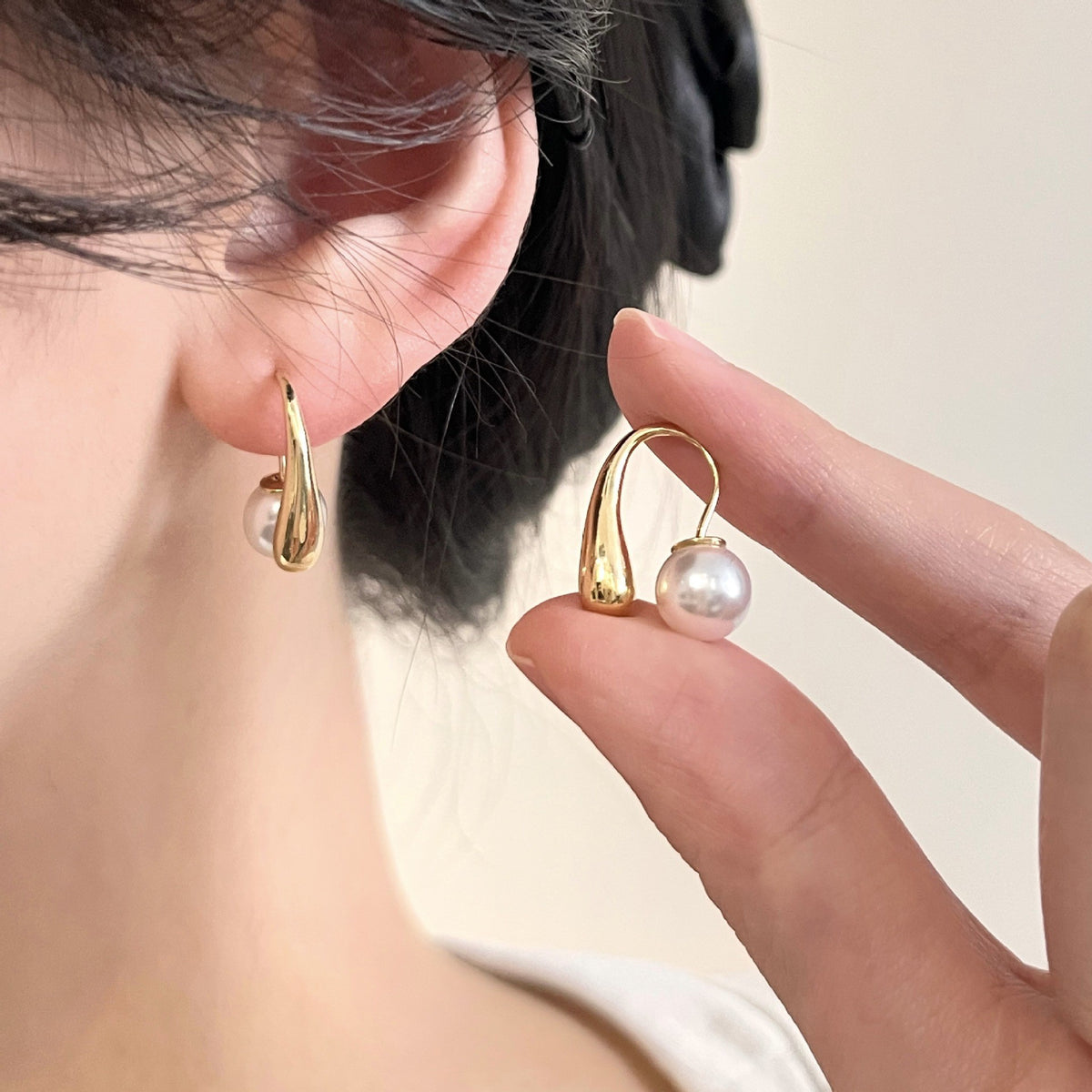 Linea Geometric Metal Earrings