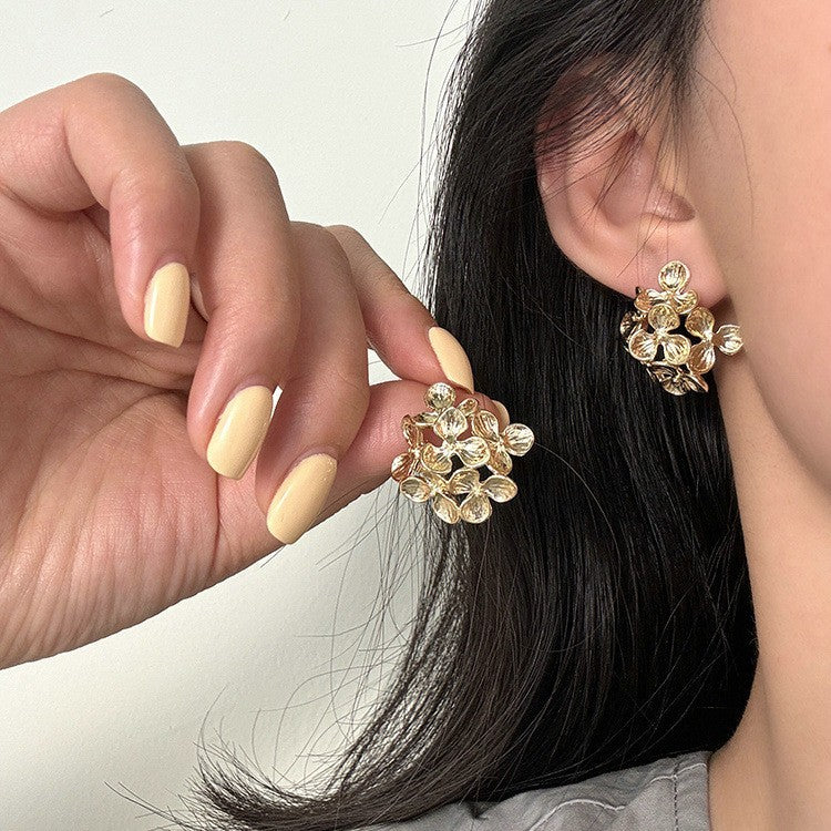 Linea Geometric Metal Earrings