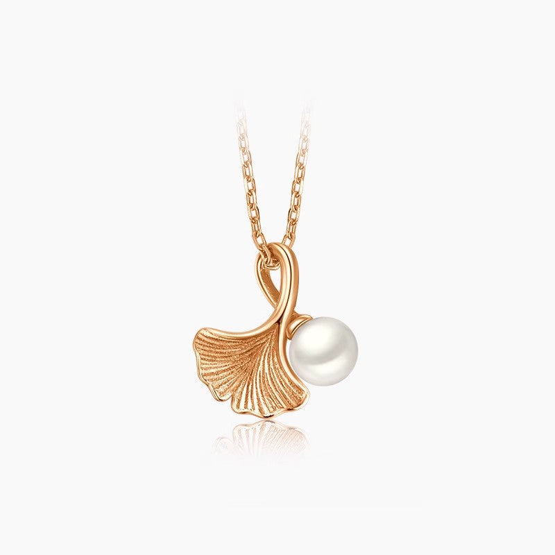 Elegant Ginkgo Leaf Pearl Necklace