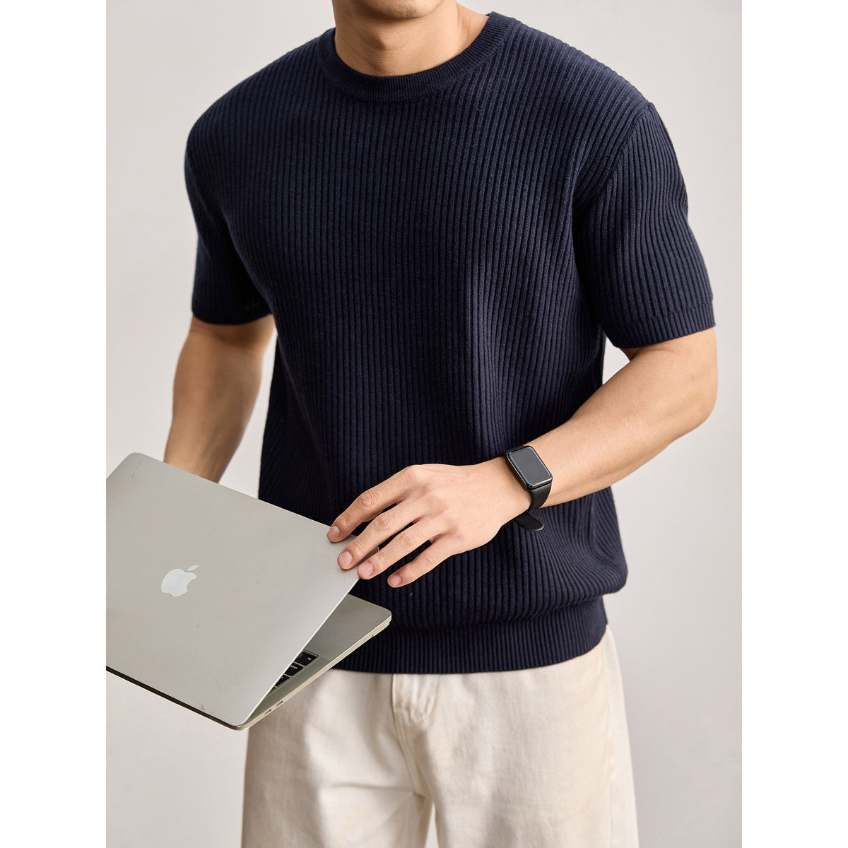 Men's Classic Round Neck Knitted Short Sleeve T-Shirt