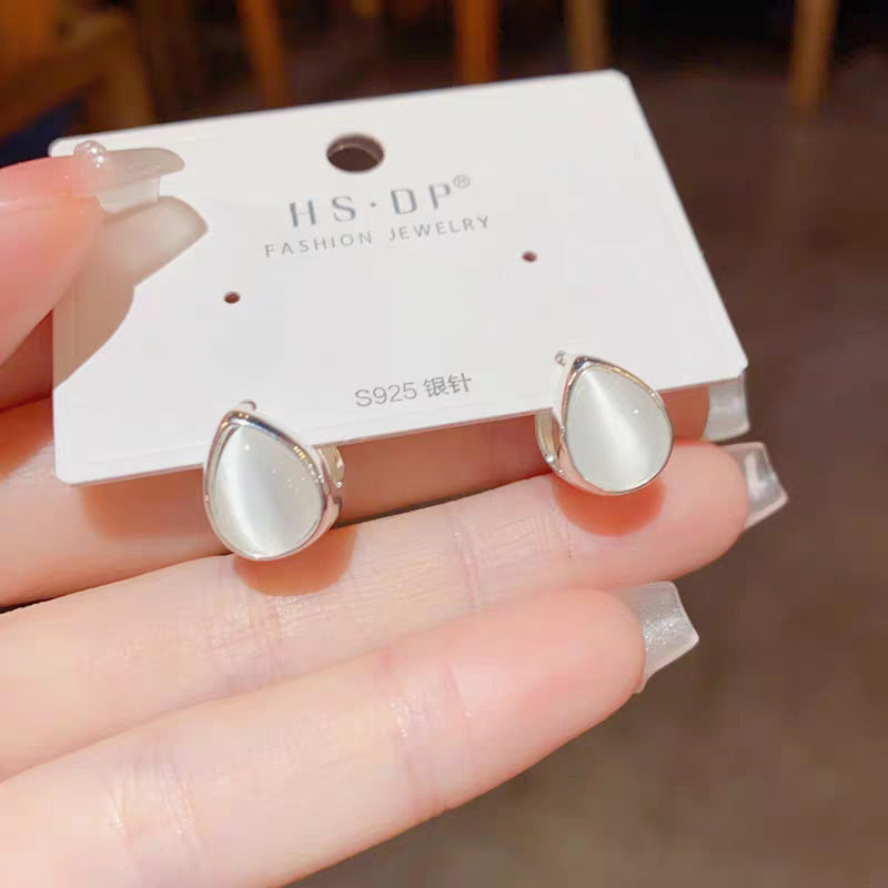 Lustre Bloom Silver Pearl Earrings