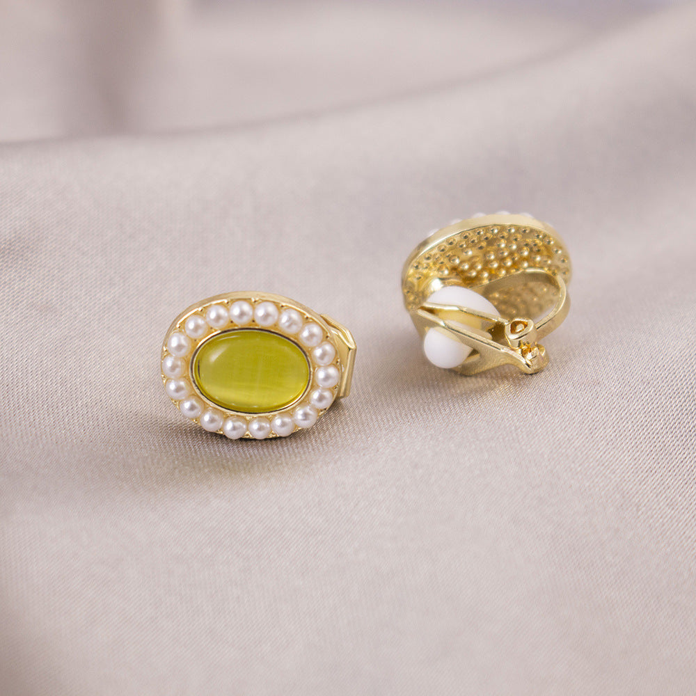 Lustrelace Pearl Ear Clips