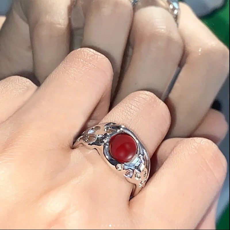 Snake-shaped zircon ring trendy geometric design