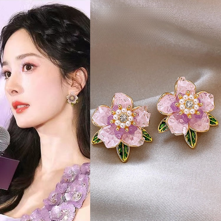 Lustre Bloom Silver Pearl Earrings