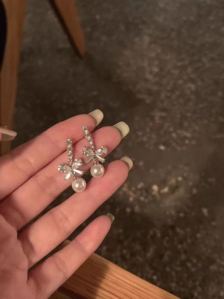Lirio Charm Bow & Butterfly Earrings