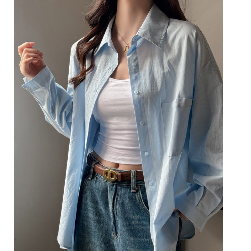 A loose, sun-protective jacket for women