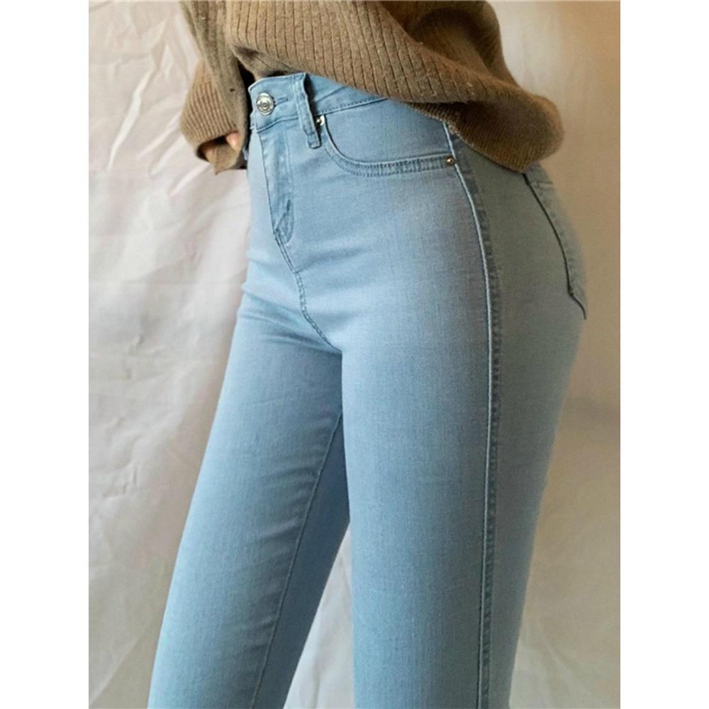 Stretch light blue denim jeans