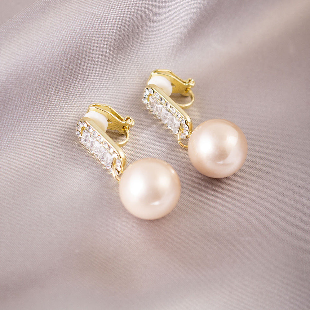 Lustrelace Pearl Ear Clips