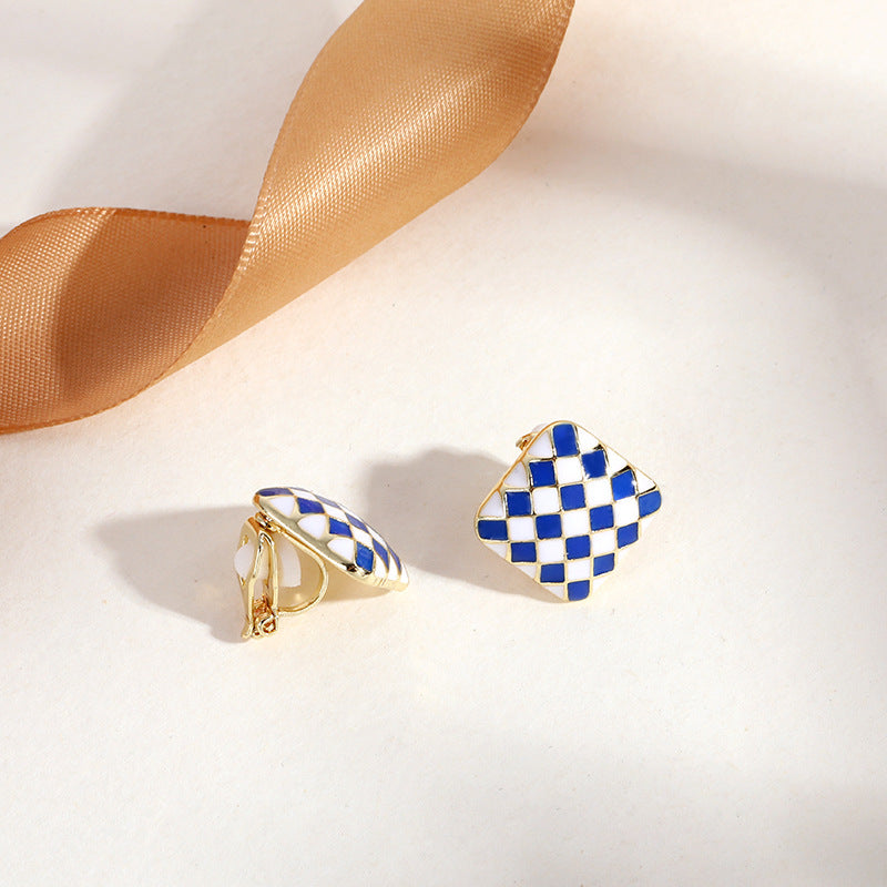 Lustrelace Pearl Ear Clips